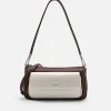 alana_shoulder_bag_3.webp Alana Shoulder Bag<PEDRO Fashion