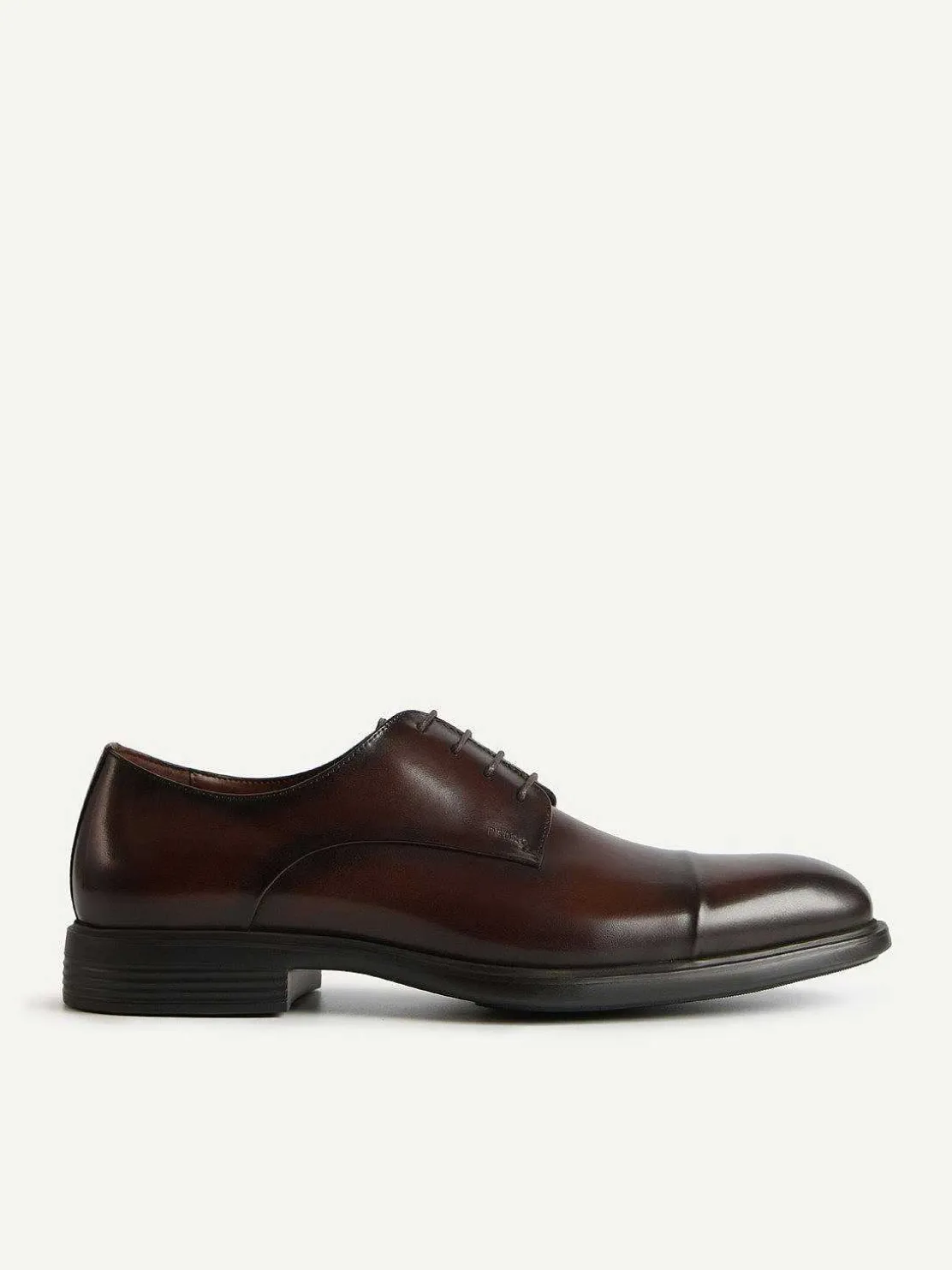 altitude_leather_toe_derb_0.webp Altitude Leather Toe Derby Shoes<PEDRO New