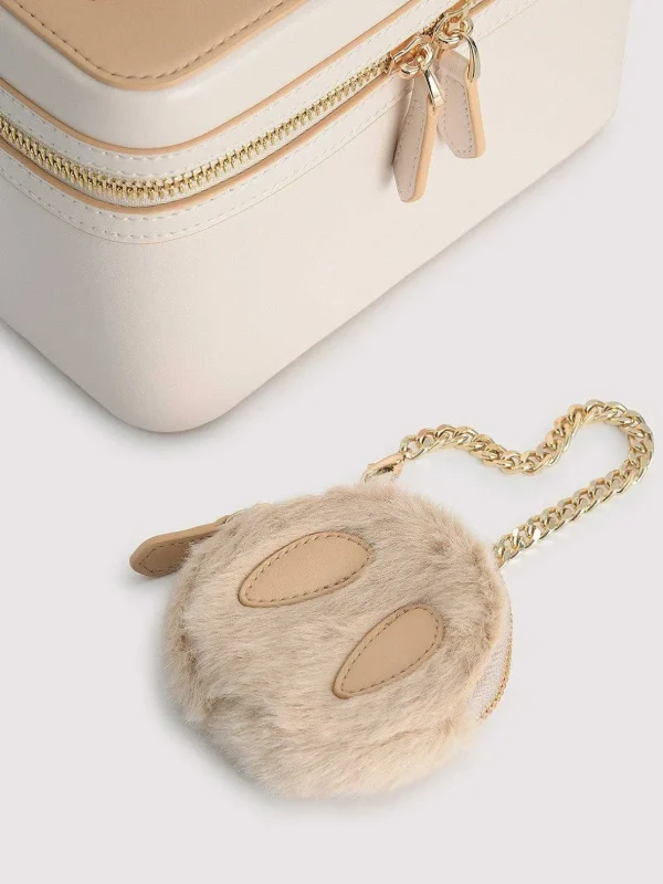 ari_boxy_shoulder_bag_7.webp Ari Boxy Shoulder Bag<PEDRO Store