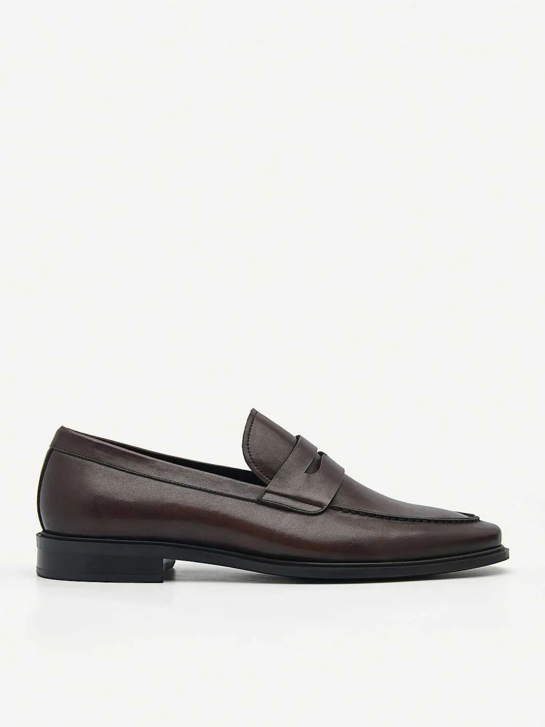 bailey_calf_leather_loafe_0.webp Bailey Calf Leather Loafers<PEDRO Shop