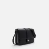 brie_shoulder_bag_1-2.webp Brie Shoulder Bag<PEDRO Best