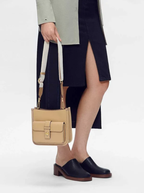 brie_squared_shoulder_bag_5.webp Brie Squared Shoulder Bag<PEDRO Shop