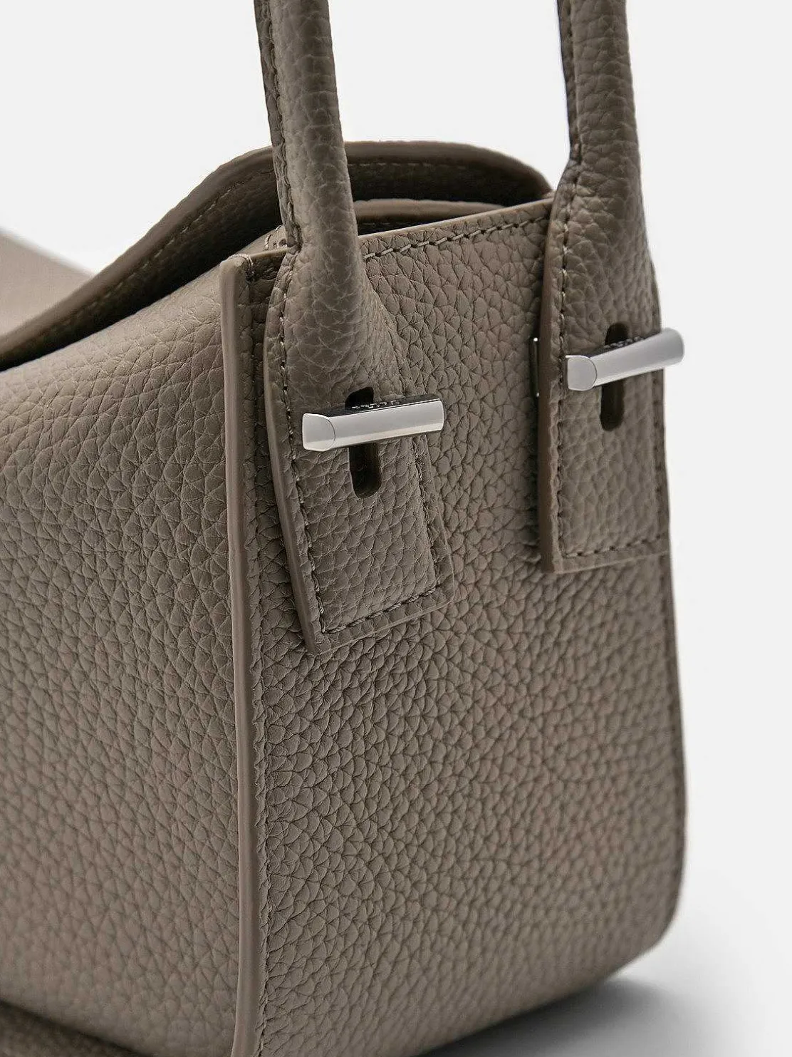 demi_leather_shoulder_bag_0.webp Demi Leather Shoulder Bag<PEDRO Outlet