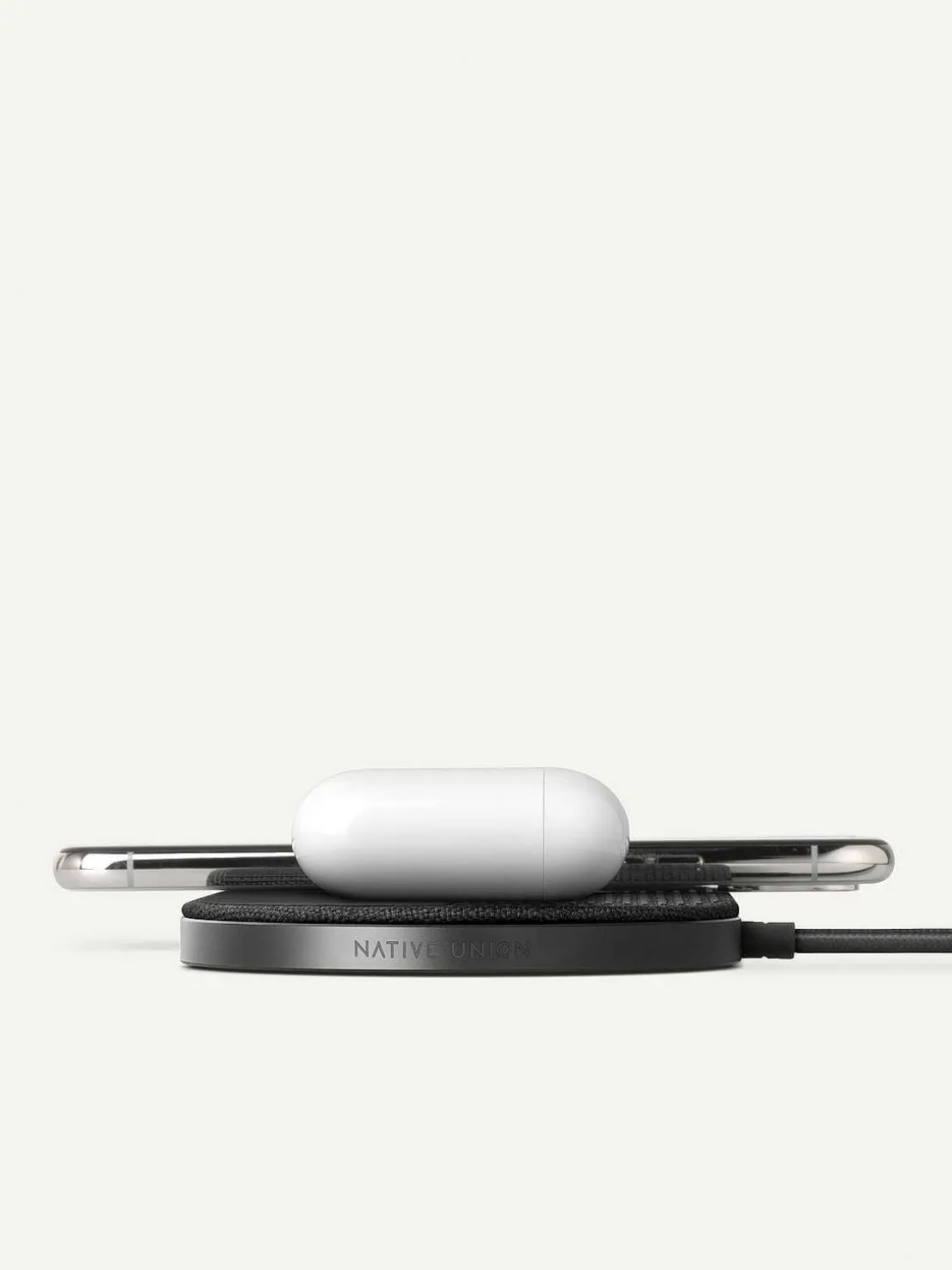 drop_xl_wireless_charger_0.webp Drop Xl Wireless Charger<PEDRO New