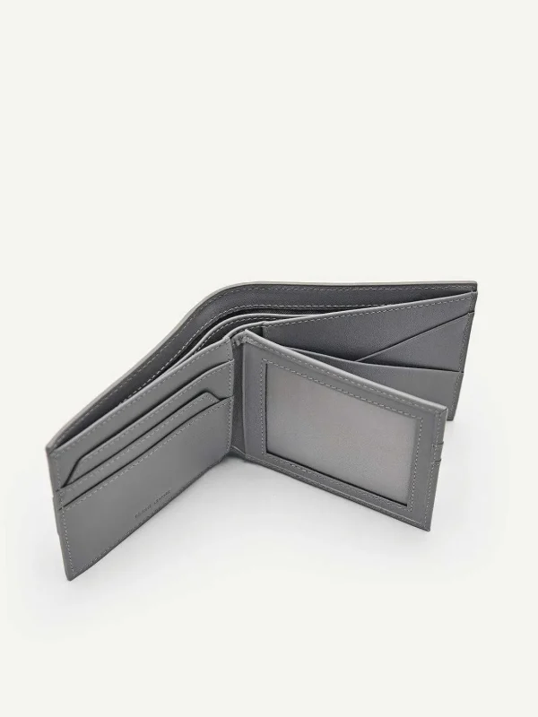 embossed_leather_bifold_f_0-2.webp Embossed Leather Bi-Fold Flip Wallet<PEDRO Hot