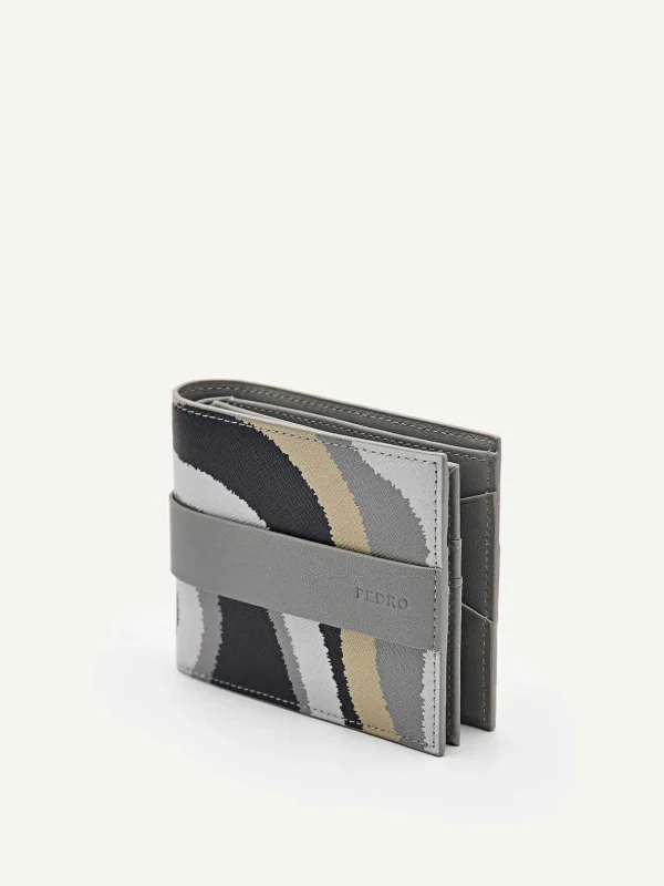 embossed_leather_bifold_f_1-2.webp Embossed Leather Bi-Fold Flip Wallet<PEDRO Hot