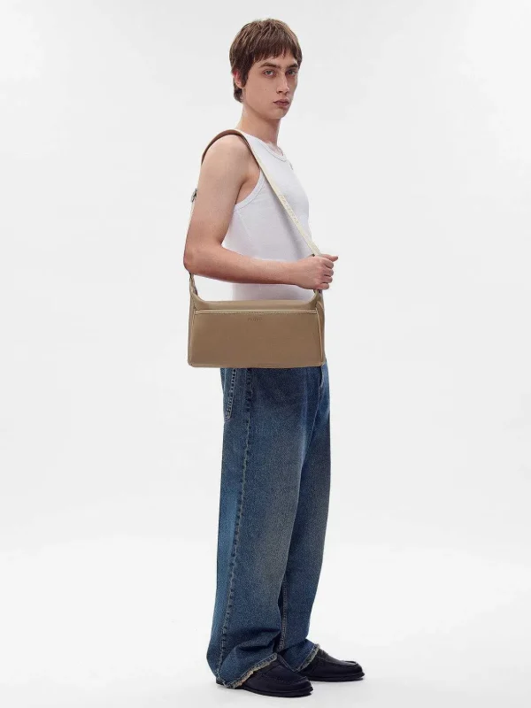 francis_sling_bag_3-1.webp Francis Sling Bag<PEDRO New