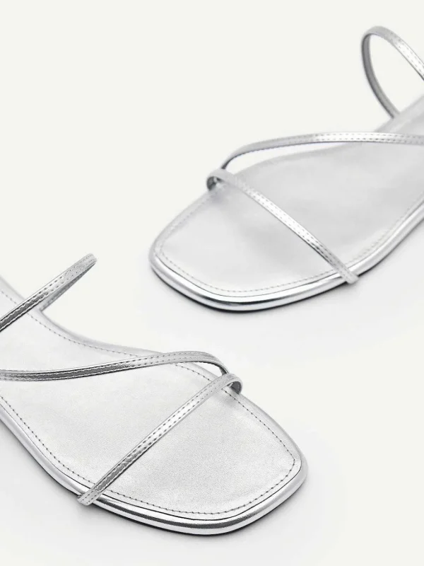gwyneth_strappy_flats_3-4.webp Gwyneth Strappy Flats<PEDRO Shop
