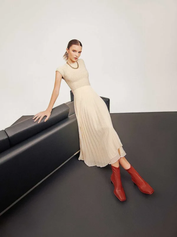 heel_ankle_boots_6-1.webp Heel Ankle Boots<PEDRO Sale