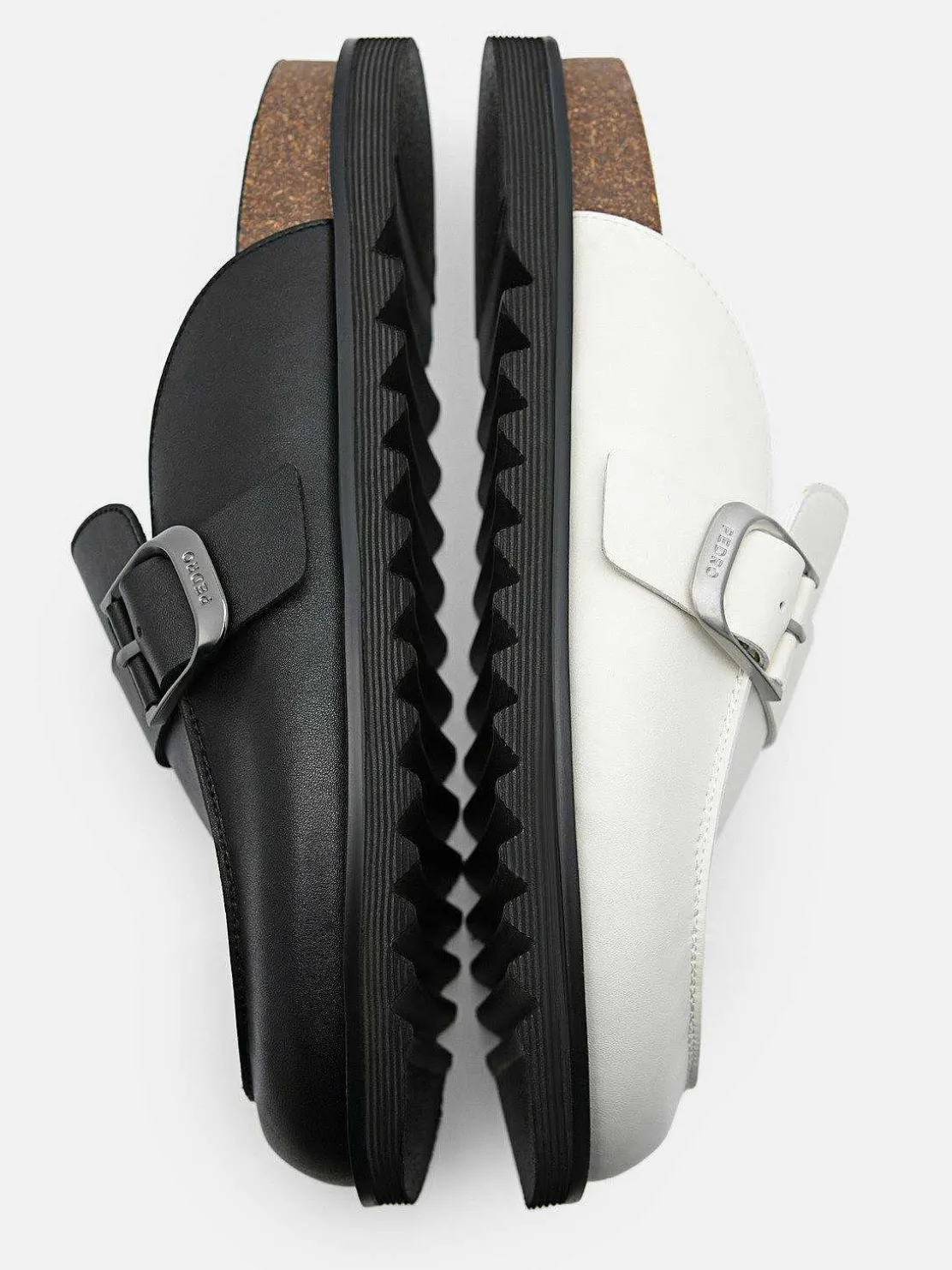 helix_slipon_sandals_0.webp Helix Slip-On Sandals<PEDRO Online
