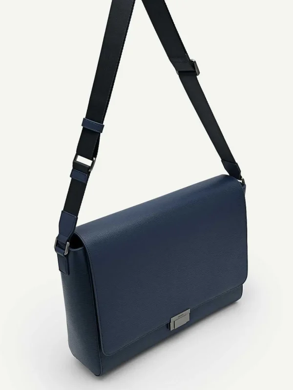 henry_leather_messenger_b_3.webp Henry Leather Messenger Bag<PEDRO Discount