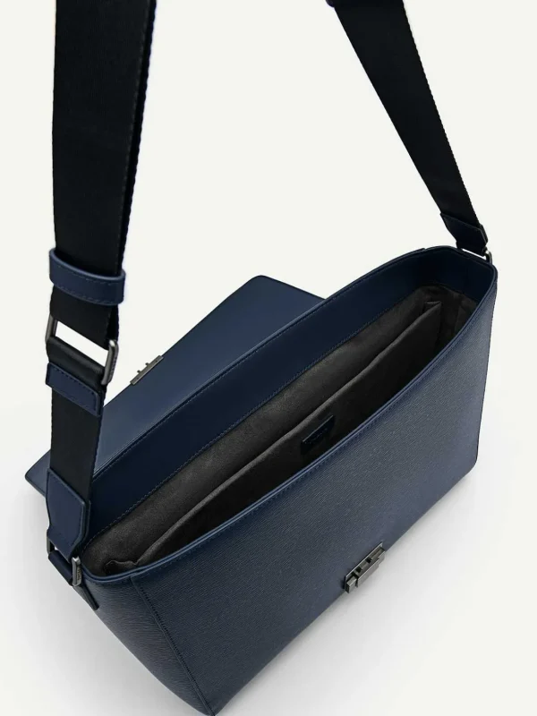 henry_leather_messenger_b_5.webp Henry Leather Messenger Bag<PEDRO Discount