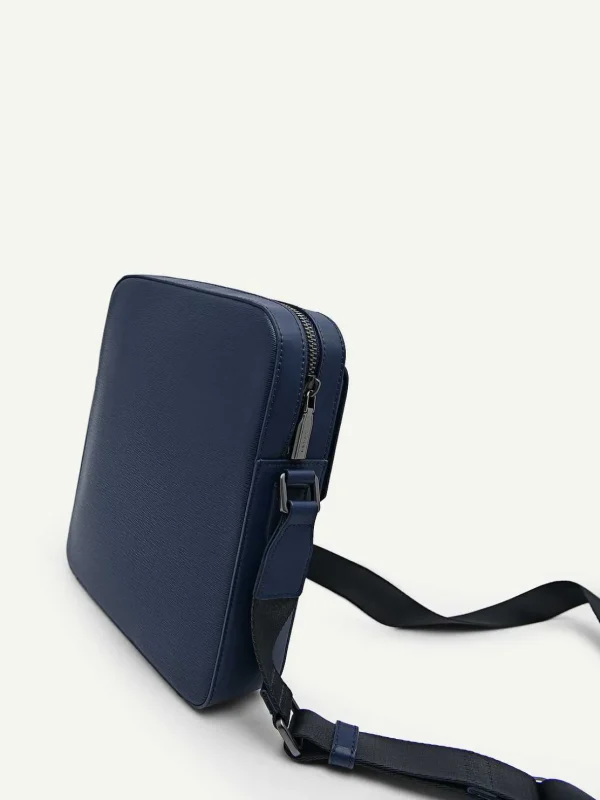 henry_leather_sling_bag_4.webp Henry Leather Sling Bag<PEDRO Outlet