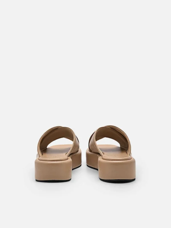 Izzie Wedge Sandals<PEDRO New