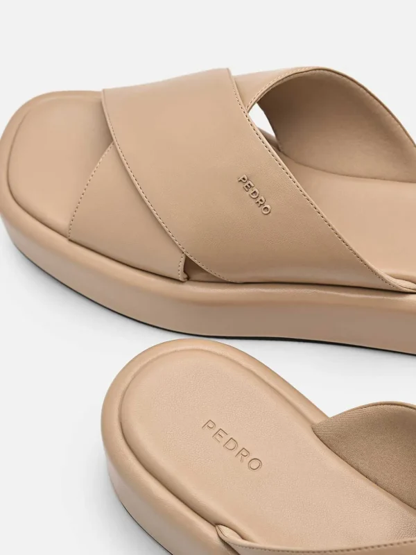 Izzie Wedge Sandals<PEDRO New