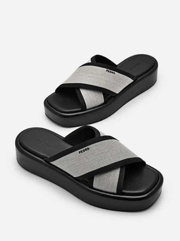 izzie_wedge_sandals_8.webp Izzie Wedge Sandals<PEDRO New