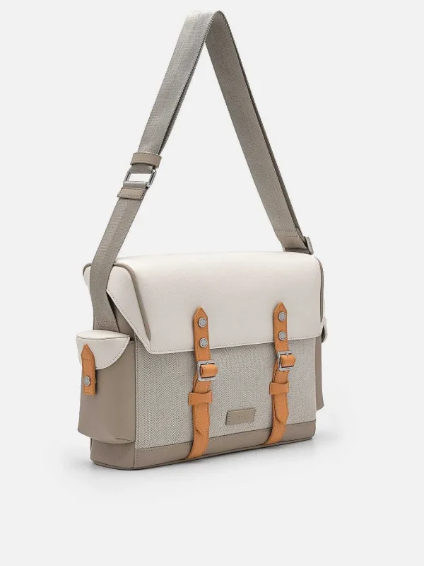 Jones Messenger Bag<PEDRO Fashion