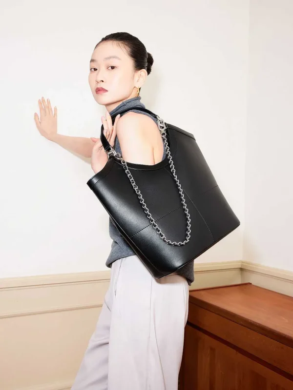 large_elle_tote_bag_6.webp Large Elle Tote Bag<PEDRO Store