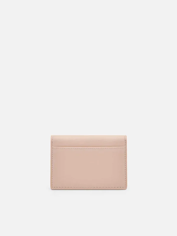 leather_bifold_card_holde_1-9.webp Leather Bi-Fold Card Holder<PEDRO Best