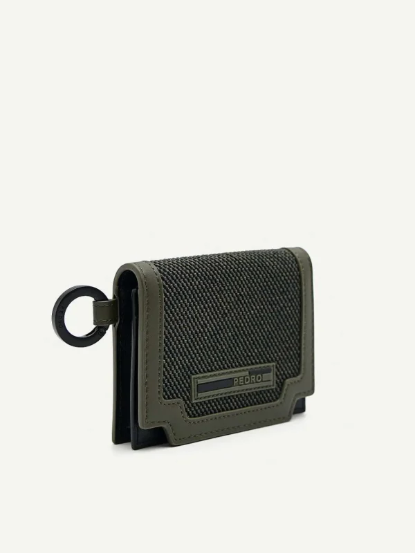 leather_bifold_card_holde_2-4.webp Leather Bi-Fold Card Holder With Key Ring<PEDRO Online