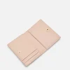 leather_bifold_card_holde_3-8.webp Leather Bi-Fold Card Holder<PEDRO Best