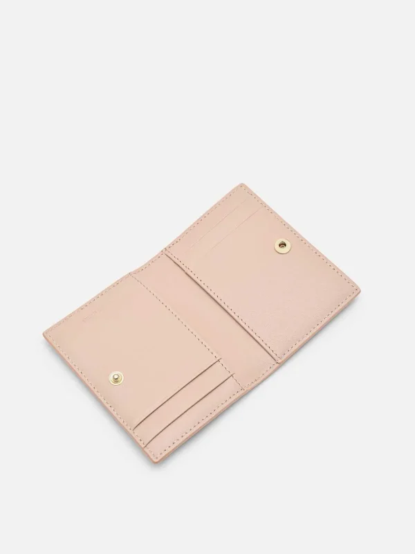 leather_bifold_card_holde_3-8.webp Leather Bi-Fold Card Holder<PEDRO Best