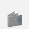 leather_bifold_flip_walle_1.webp Leather Bi-Fold Flip Wallet<PEDRO Best Sale