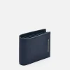leather_bifold_flip_walle_1-2.webp Leather Bi-Fold Flip Wallet<PEDRO Cheap
