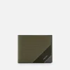 leather_bifold_flip_walle_1-8.webp Leather Bi-Fold Flip Wallet<PEDRO Cheap