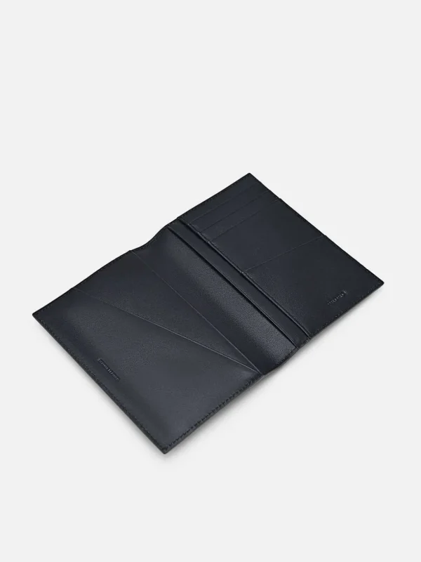 leather_bifold_passport_h_1.webp Leather Bi-Fold Passport Holder<PEDRO Cheap