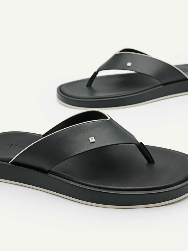 microfiber_thong_sandals_3-4.webp Microfiber Thong Sandals<PEDRO Clearance