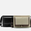 mitchell_messenger_bag_4.webp Mitchell Messenger Bag<PEDRO Best