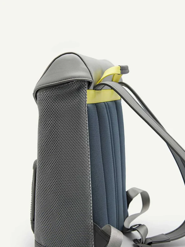 nomad_backpack_5.webp Nomad Backpack<PEDRO Outlet