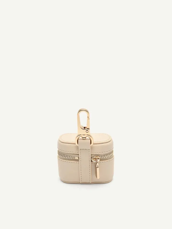 pedro_icon_leather_airpod_1-5.webp Icon Leather Airpod Case<PEDRO Cheap