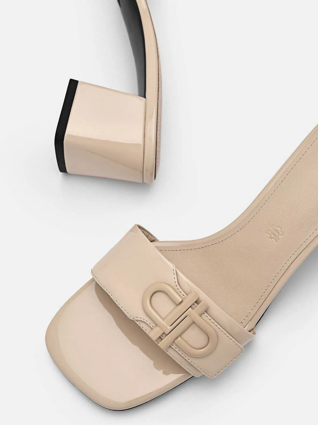 pedro_icon_leather_heel_s_0.webp Icon Leather Heel Sandals<PEDRO Sale