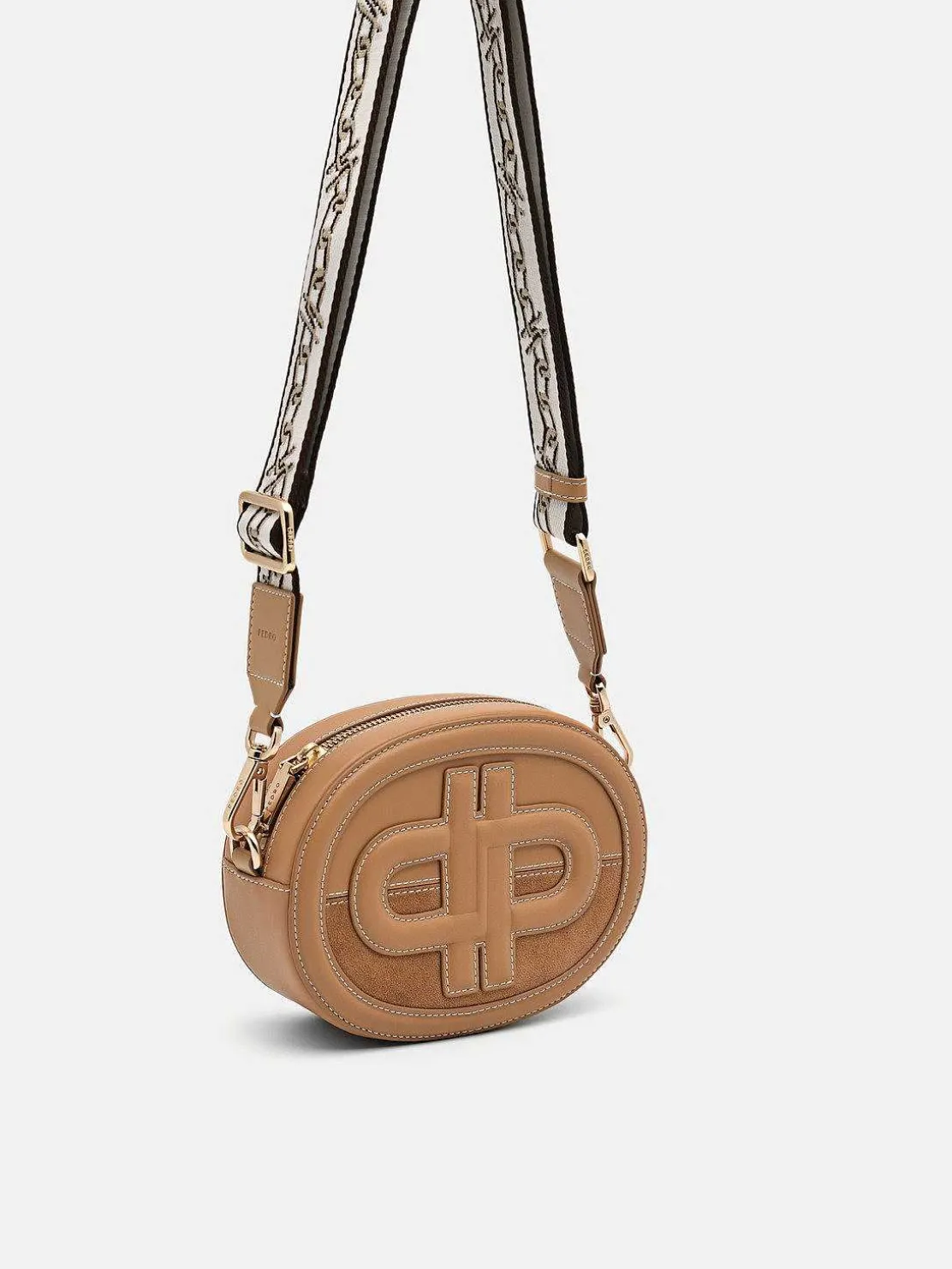 pedro_icon_leather_should_0-3.webp Icon Leather Shoulder Bag<PEDRO Fashion
