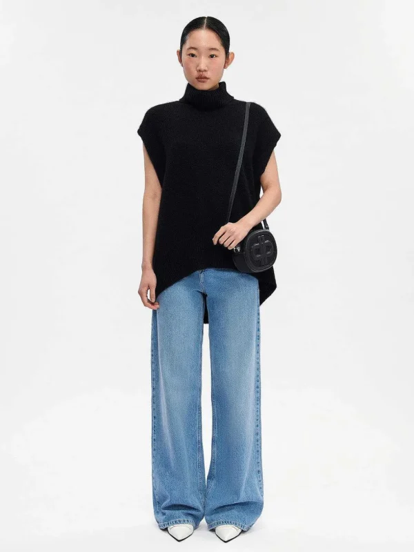 pedro_icon_round_leather__3-1.webp Icon Round Leather Shoulder Bag<PEDRO Best Sale
