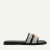 Studio Jeanne Flats<PEDRO Store