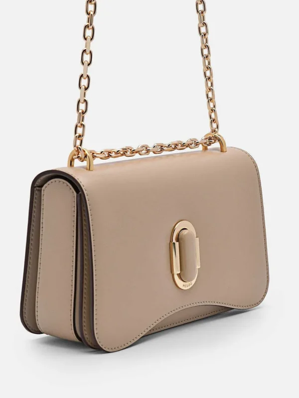 pedro_studio_rift_leather_2-12.webp Studio Rift Leather Shoulder Bag<PEDRO Hot