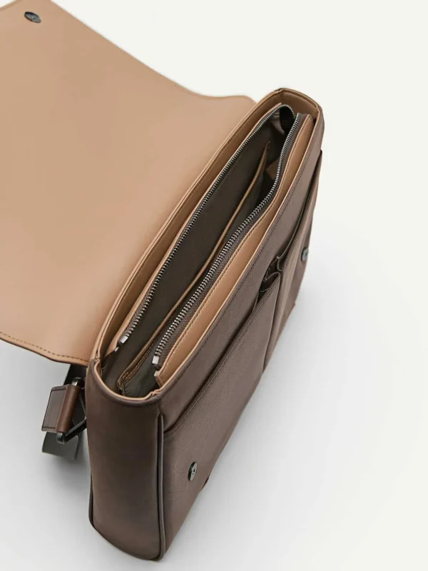 rainier_messenger_bag_7.webp Rainier Messenger Bag<PEDRO Cheap