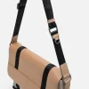 rigby_messenger_bag_6.webp Rigby Messenger Bag<PEDRO Outlet