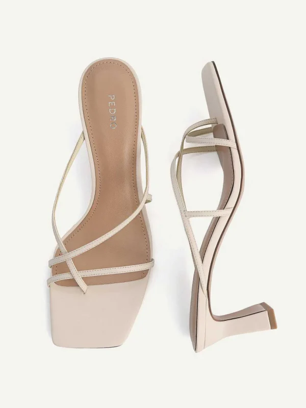 strappy_toe_loop_heel_san_3.webp Strappy Toe Loop Heel Sandals<PEDRO Shop
