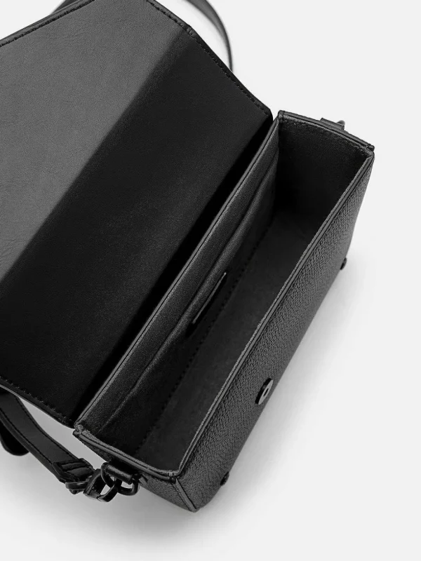 taper_leather_boxy_sling__7-1.webp Taper Leather Boxy Sling Bag<PEDRO Flash Sale