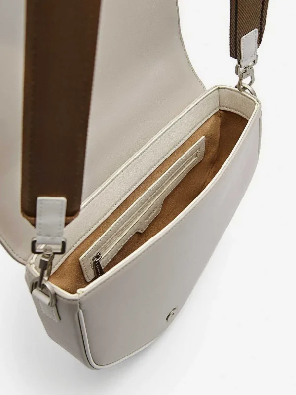 taper_sling_bag_3.webp Taper Sling Bag<PEDRO Store