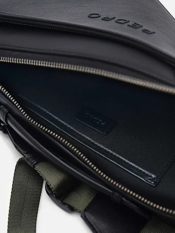 taper_sling_pouch_7-1.webp Taper Sling Pouch<PEDRO Shop