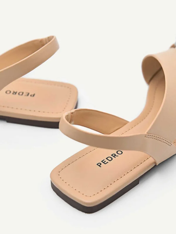 toe_loop_sandals_3-1.webp Toe Loop Sandals<PEDRO Store