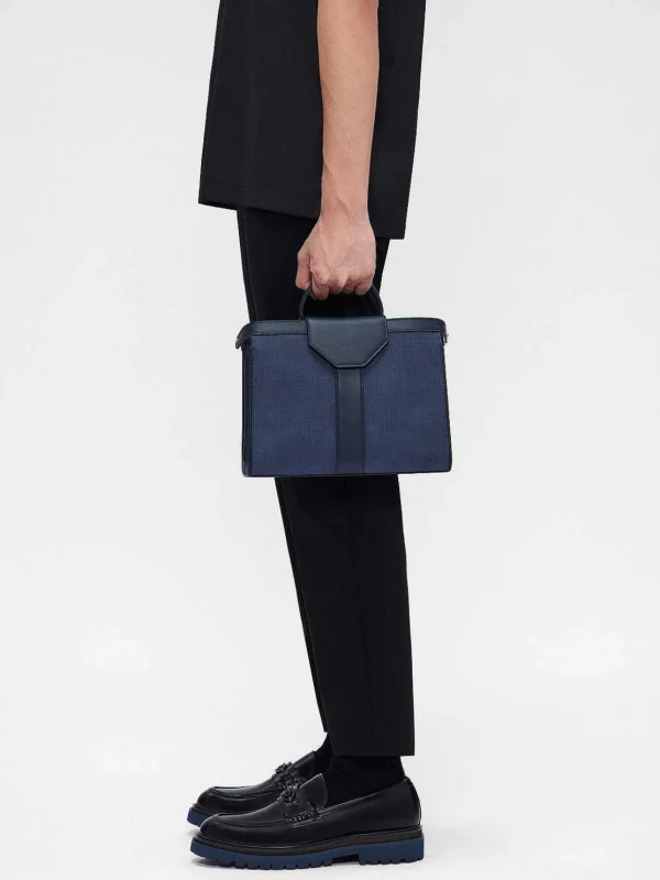 truman_sling_bag_5-1.webp Truman Sling Bag<PEDRO Fashion
