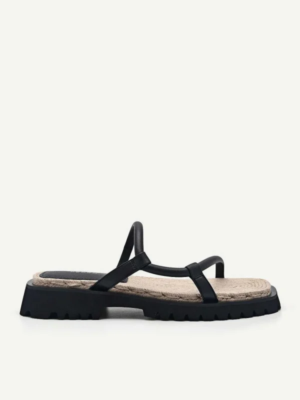 woven_sandals_1-1.webp Woven Sandals<PEDRO New