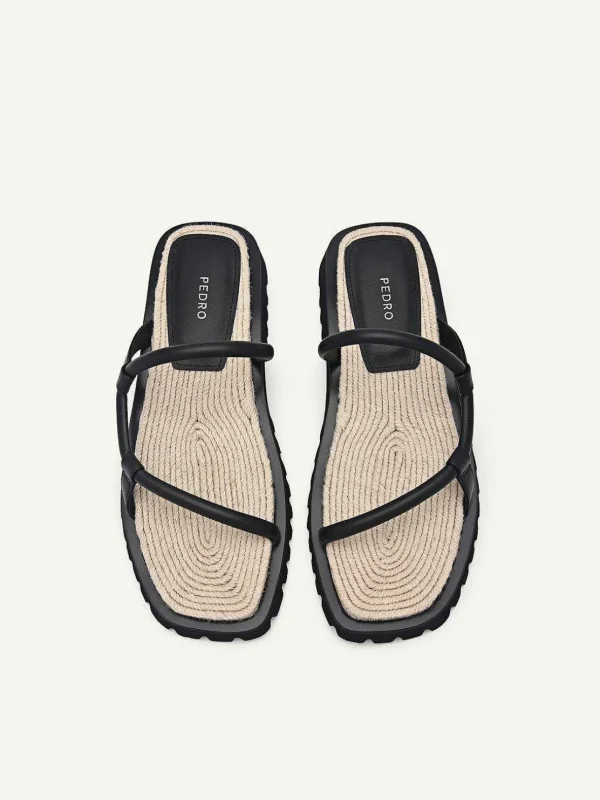 woven_sandals_2-1.webp Woven Sandals<PEDRO New