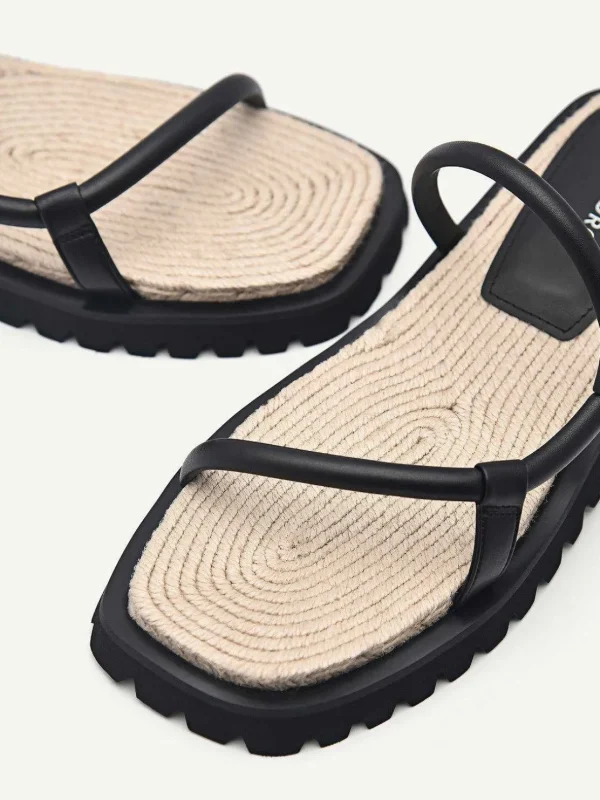 woven_sandals_5-1.webp Woven Sandals<PEDRO New